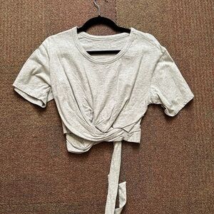 Women’s aerie top